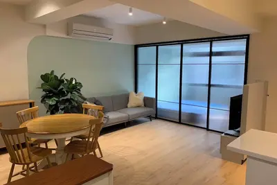 Image de Chic Studio apartment with WiFi, Ac near Jianguo Weekend Flower Market