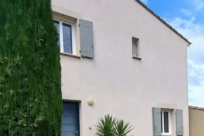 Image de Maison avec terrasse & jardin