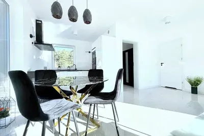 Image de Modern Forest Retreat Near Szczecin | Bike Trails & Horse Riding