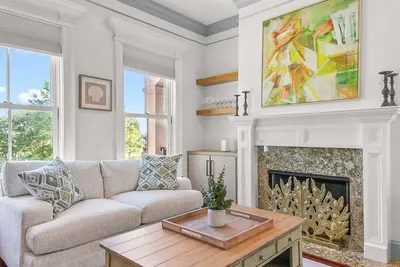 Image de Elegant Townhome, Family Friendly, Quiet