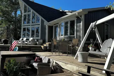 Image de Convenient  Lake Cottage Quick Trip To  Aberdeen