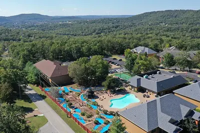 Image de 2 Bedroom Lockoff Condo, Branson The Falls Village!