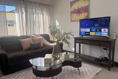 Image de Charming  2-bedroom apartment in Runaway Bay with Ac, WiFi