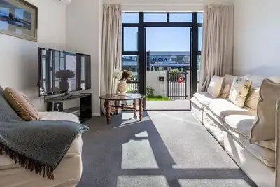 Image de Character Meets Comfort 2 Bedroom City Townhouse