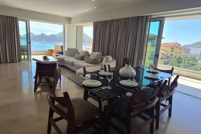 Image de Land's End Suite Corazon Resort Beachfront 2 Bdrm /w Full Kitchen & Hot Tub