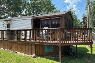 Image de “Sunny Daze” Family-friendly 2-bedroom with a short walk to Kentucky Lake!