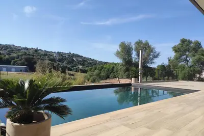 Image de Haut De Villa Avec Piscine A 10 Minutes De L'Aeroport, Des Plages Et D'Ajaccio