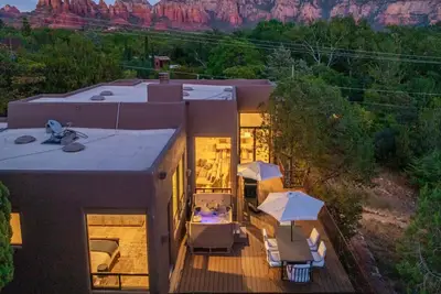 Image de Enchanted Waters Retreat