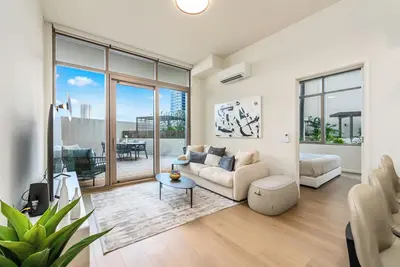 Image de Honolulu Luxury Condo w/ Resort Amenities & Private Courtyard Access