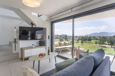 Image de Golf & Sea penthouse by On Travel