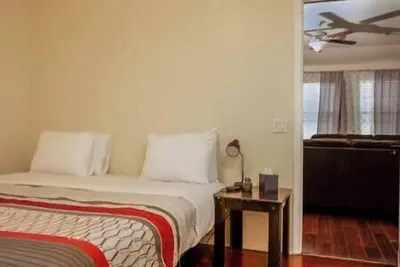 Image de Family Retreat | 4br Near McKinney Falls & SoCo