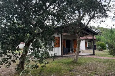 Image de Maison confortable 6 pers, terrasse, résidence avec piscine et parking proche mer