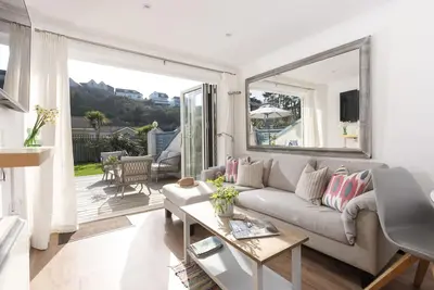 Image de Bluebirds is perfectly positioned just fifty metres from Polzeath Beach