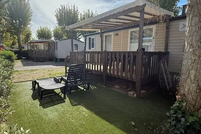 Mobil home 6 places sur camping 4****