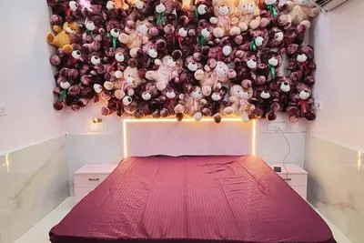 Image de Snuggle Inn - Teddy themed BnB (couple friendly)