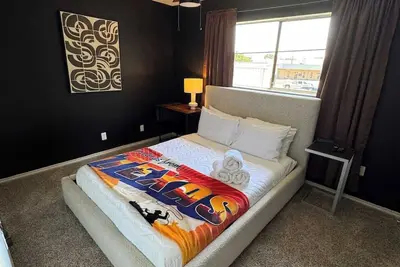 Image de Modern Retreat | Sleeps 6 | Heart of Waxahachie