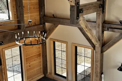 Image de Mountain Views. Hot Tub. , 5 Wooded Acres. Private Pond