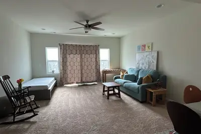 Image de Restful townhome with a separate entrance in Renton. Close to lot of amenities.