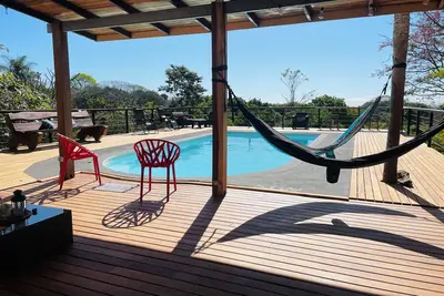 Image de Avec terrasse et piscine: à 7 minutes des plages et restaurants de Montezuma!