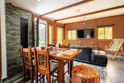 Image de Jacuzzi Views, Grill & Fire Pit Maya Glamping Natural Retreat