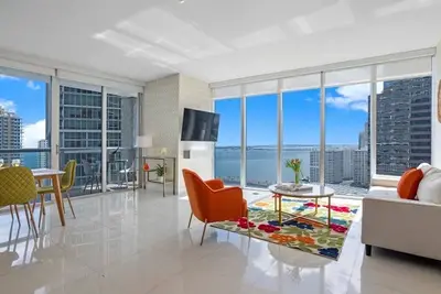 Image de Cozy 2-bedroom Apartment with Great Ocean Views in lovely Miami