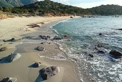 Image de Villa Atzori is on three levels and is about 300 meters from the beach.