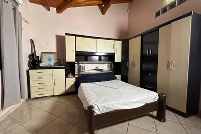 Image de Spacious and comfortable apartment with barbecue and bathtub