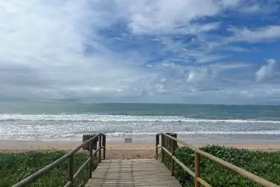 Image de House with private pool in Beira Mar Condominium and private access to the beach.