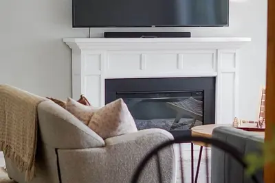 Image de Quiet and spacious 5-bedroom house in Pleasant Quincy with WiFi