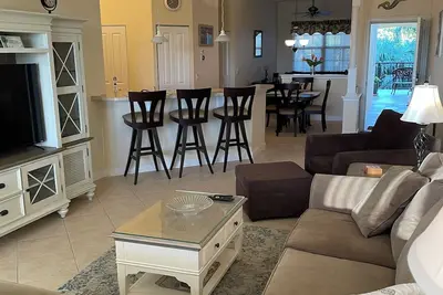 Image de Beautiful Condo in the Gated Community of Rapallo in Estero!