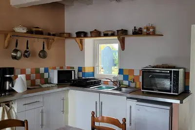 Image de Maison de campagne rénovée dans un village d'artistes!