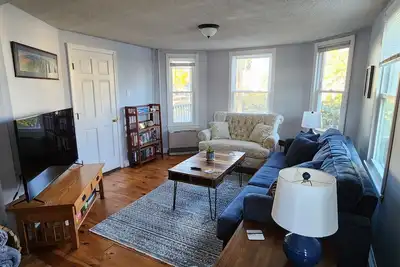 Image de Portland Island View 2br Apt. \nViews of Casco Bay