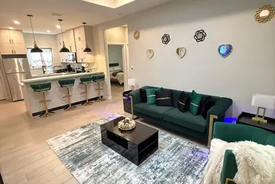 Image de Beautiful 3-Beds Apartment in Mission with Wifi; Safe & Spacious Stay
