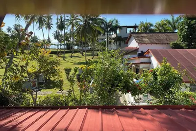 Image de Comfortable townhouse with garden and porch, in beautiful beach urbanization.
