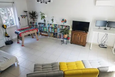 Image de Agréable maison climatisée idéale pour famille avec enfants sans vis-à-vis