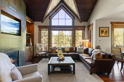 Image de Northstar Home Walk to Lift & Village Lots of Snow on Xmas