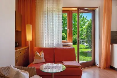 Image de Appartement \"Hofanger Vinschgau\" avec vue sur les montagnes, terrasse privée et Wi-Fi