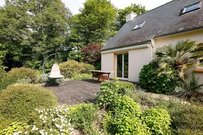 Image de Maison de vacances 'Au Milieu D'un Parc Arboré' avec terrasse privée, jardin privé et Wi-Fi