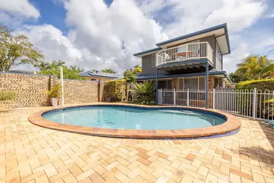 Image de Family-Friendly Oasis with Pool, Near Beaches & Theme Parks