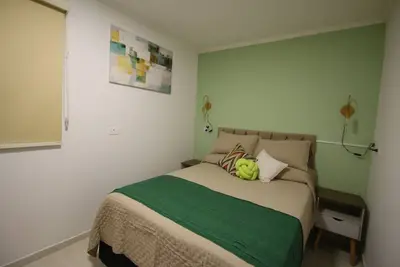 Image de Cozy Two Floor Favela Apartment With Hot Tub In Rio de Janeiro 8 Mins From Beach