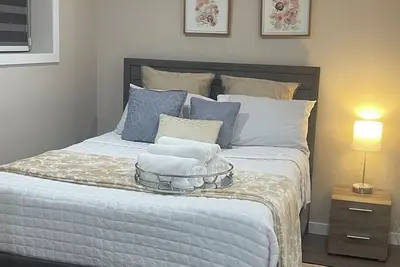 Image de Private 1-bedroom Basement unit in superb Edmonton with WiFi