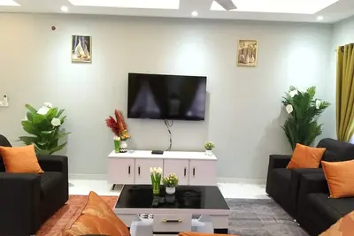 Image de Spacieux appartement 3 chambres à Adentan avec vue sur la ville