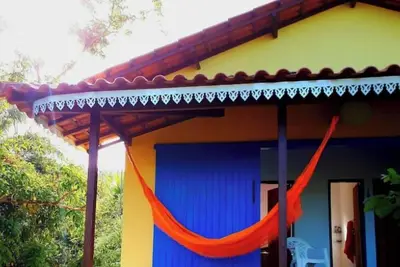 Image de Jolie maison niché en haut d'une petite coline, à 5 minutes de la plage.