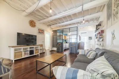 Image de Industrial Chic Loft Apartment in Historical Building