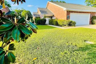 Image de Cozy family retreat close to downtown HammondEastgate 11a