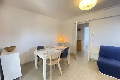 Image de Appartement 2 pièces climatisé avec Wifi près de la plage