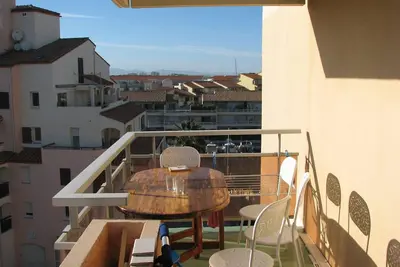 Image de Studio avec Parking - C 033