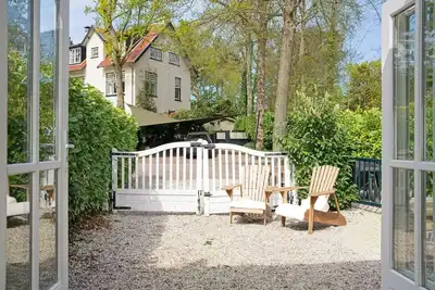 Image de Brand New Romantic Cottage by the Sea