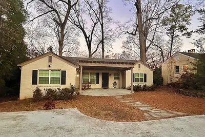 Image de Charming 3-bedroom house in peaceful Decatur- close to Emory University\/Hospital