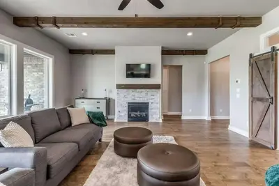 Image de Family-Friendly Luxury- 5br Home near Woodlands